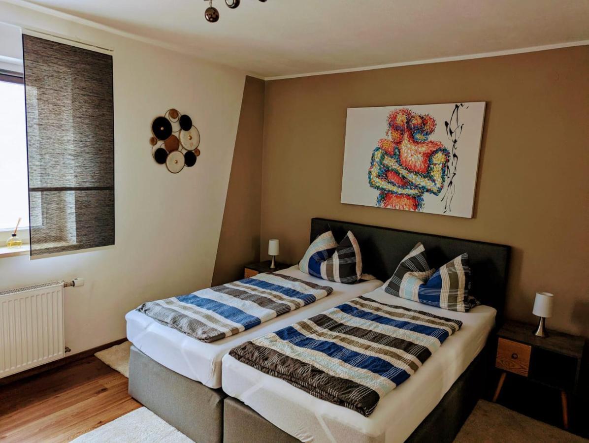 Ferienwohnung Jobst - Ruhig Mit Blick Ins Gruene Nittenau Экстерьер фото